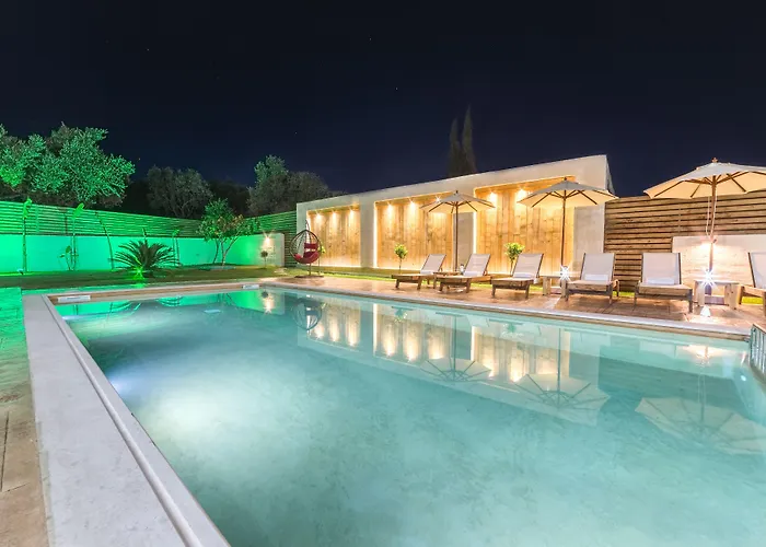Bruma Luxury Villa
