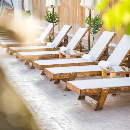 Willa Bruma Luxury Mouzákion