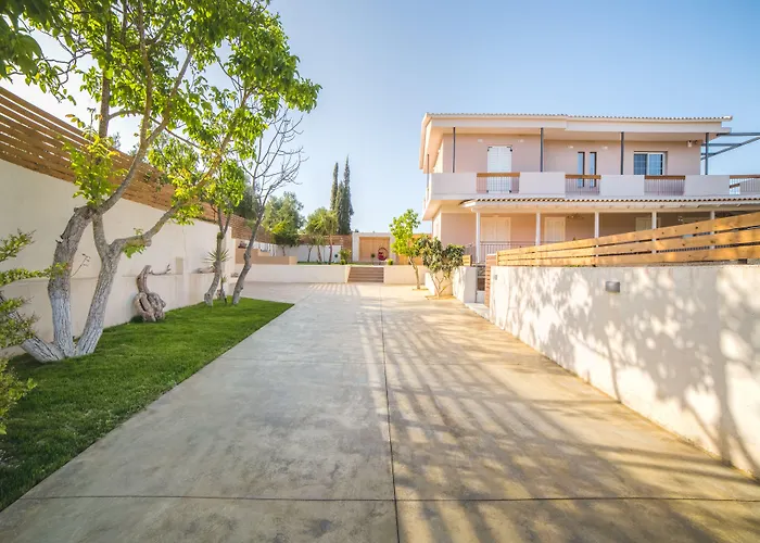 Bruma Luxury וילה