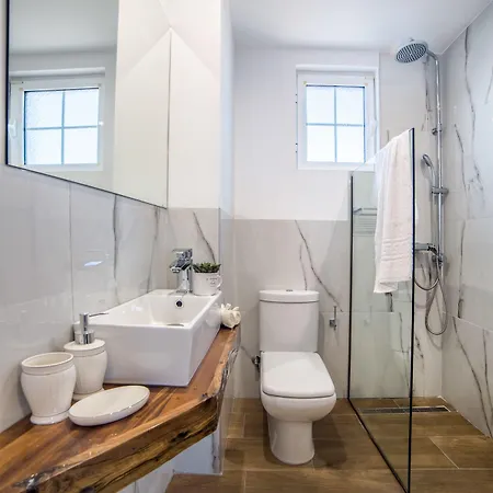 Bruma Luxury Villa Mouzákion